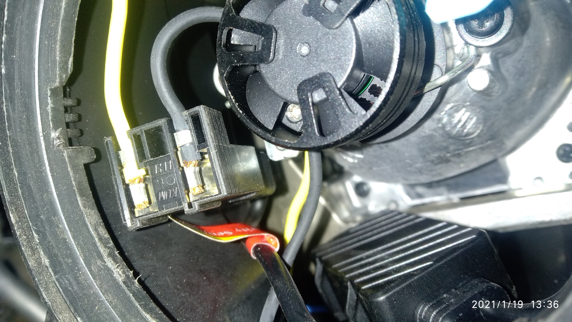 Диоды или ксенон? Вот в чем вопрос — KIA Sorento (2G), 2,2 л, 2020 года ...