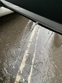 вода в задней двери. Смотреть фото вода в задней двери. Смотреть картинку вода в задней двери. Картинка про вода в задней двери. Фото вода в задней двери