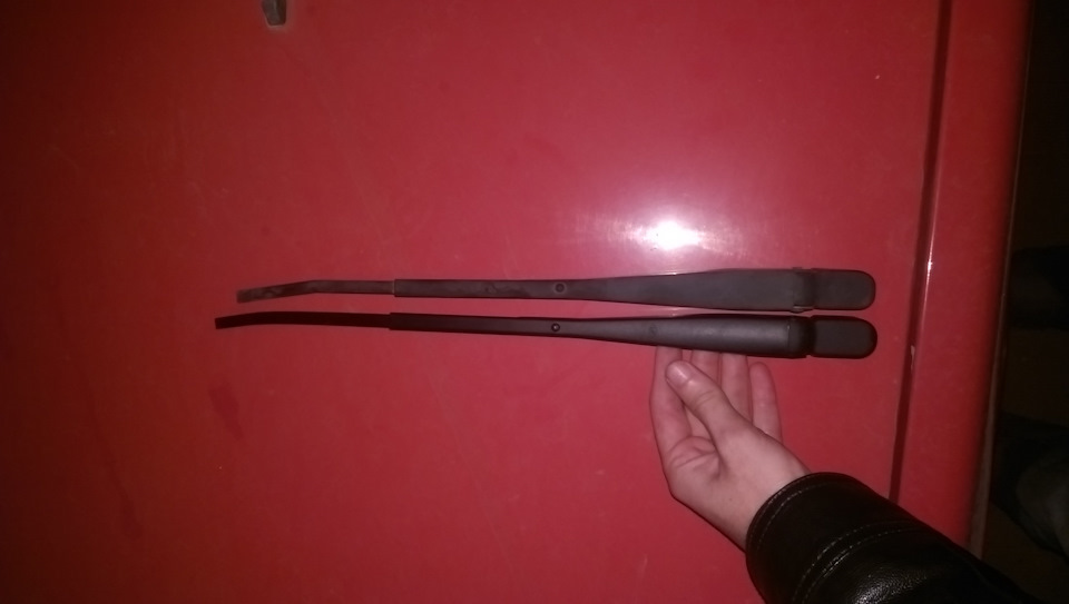 Новый рычаг дворника с щеткой 50см — Lada Ока 11113, 0,7 л, 2004 года ...