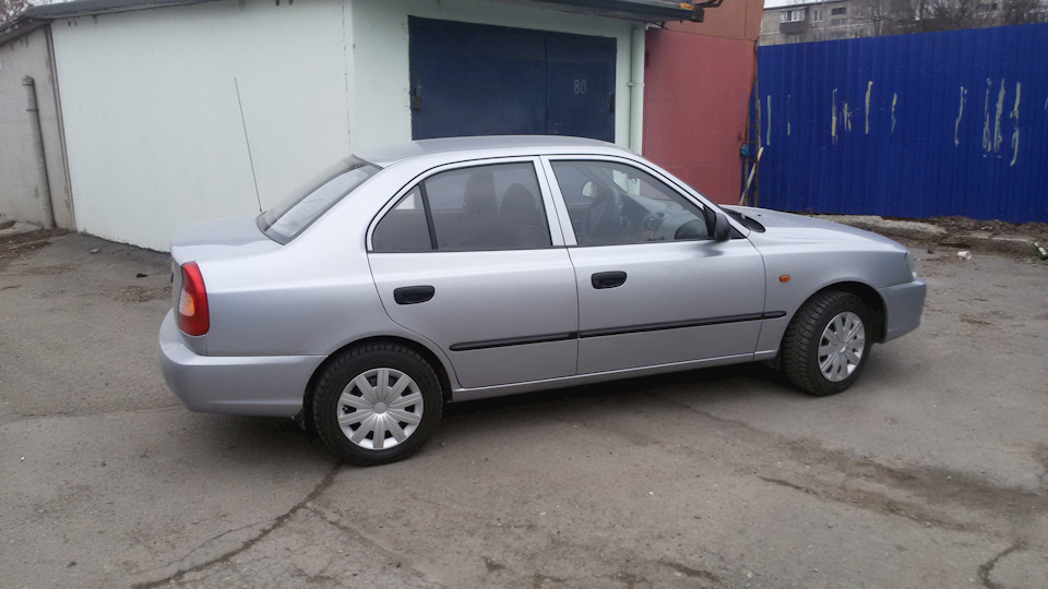 Клиренс accent тагаз 2008. Дорожный просвет хендай акцент 2008. Солярис за 800 тысяч. Поднятый хендай. Хендай акцент клиренс 2003г.