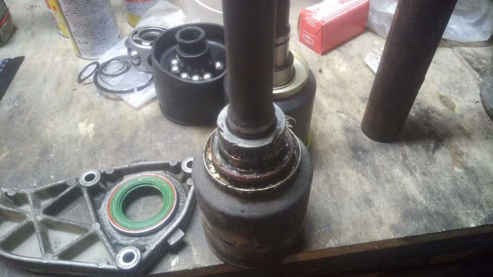 Помогите советом, Как снять подшипник внутреннего привода — DRIVE2