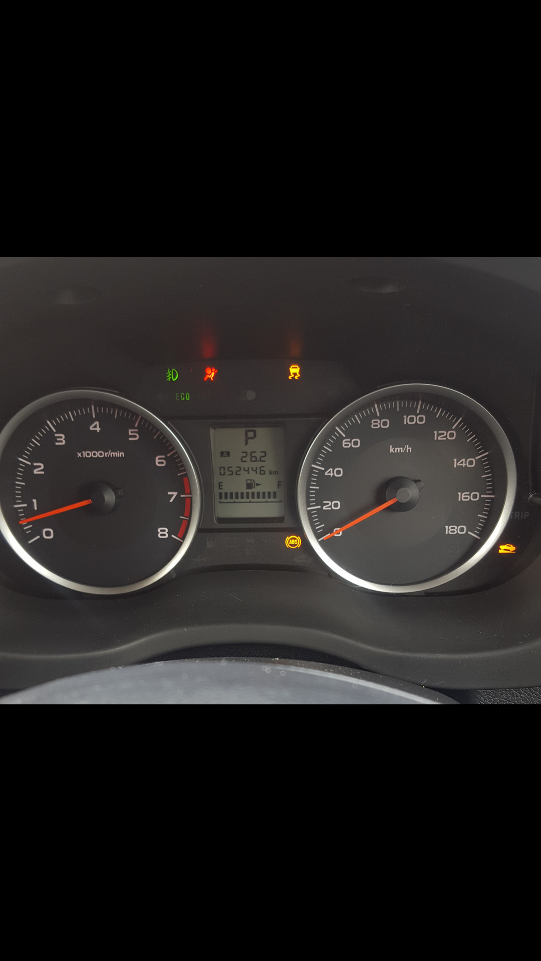 Значок abs на панели приборов. Горит абс на панели. Лампочка abs горит на hyundai accent. Лампочка абс на панели аксор. Горит абс на панели.