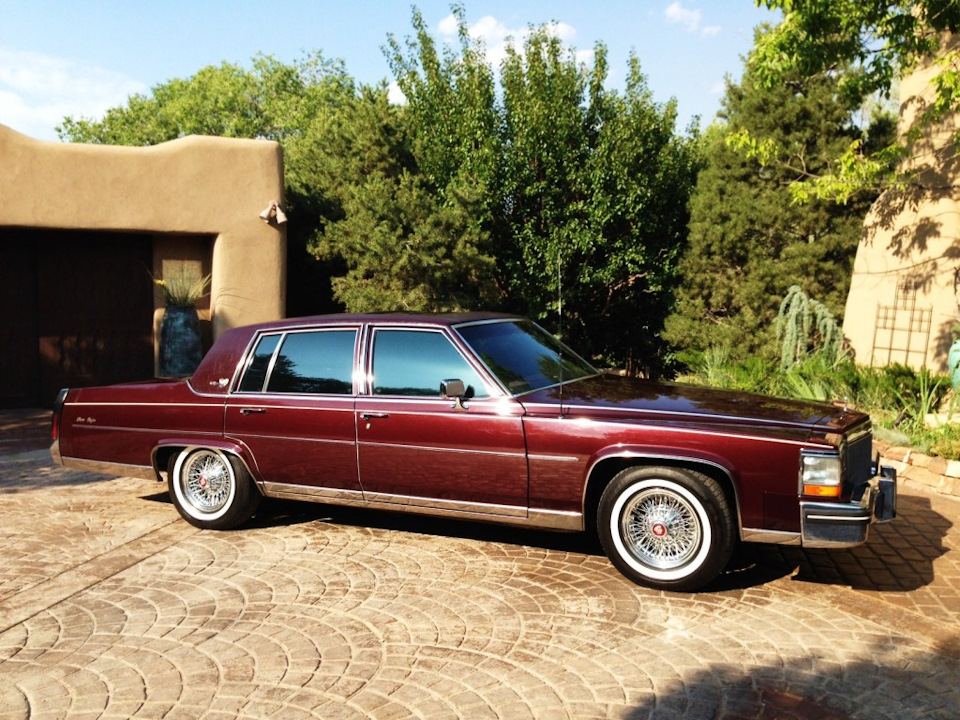 cadillac fleetwood brougham