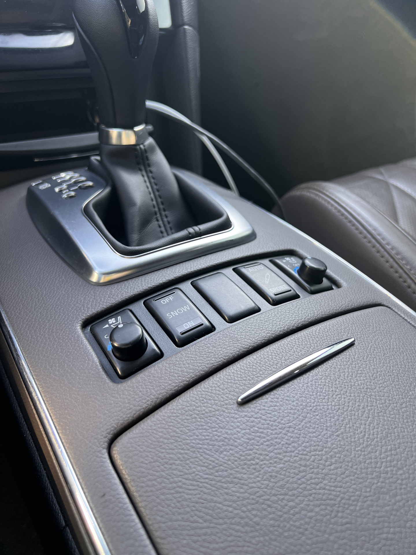 Блок управления подогрева сидений — Infiniti FX (2G), 3,5 л, 2009 года ...
