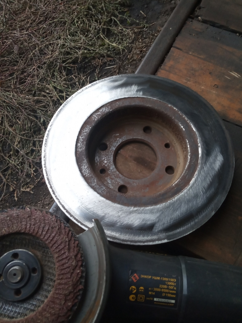 Стук при торможении — Lada Калина универсал, 1,6 л, 2011 года ...