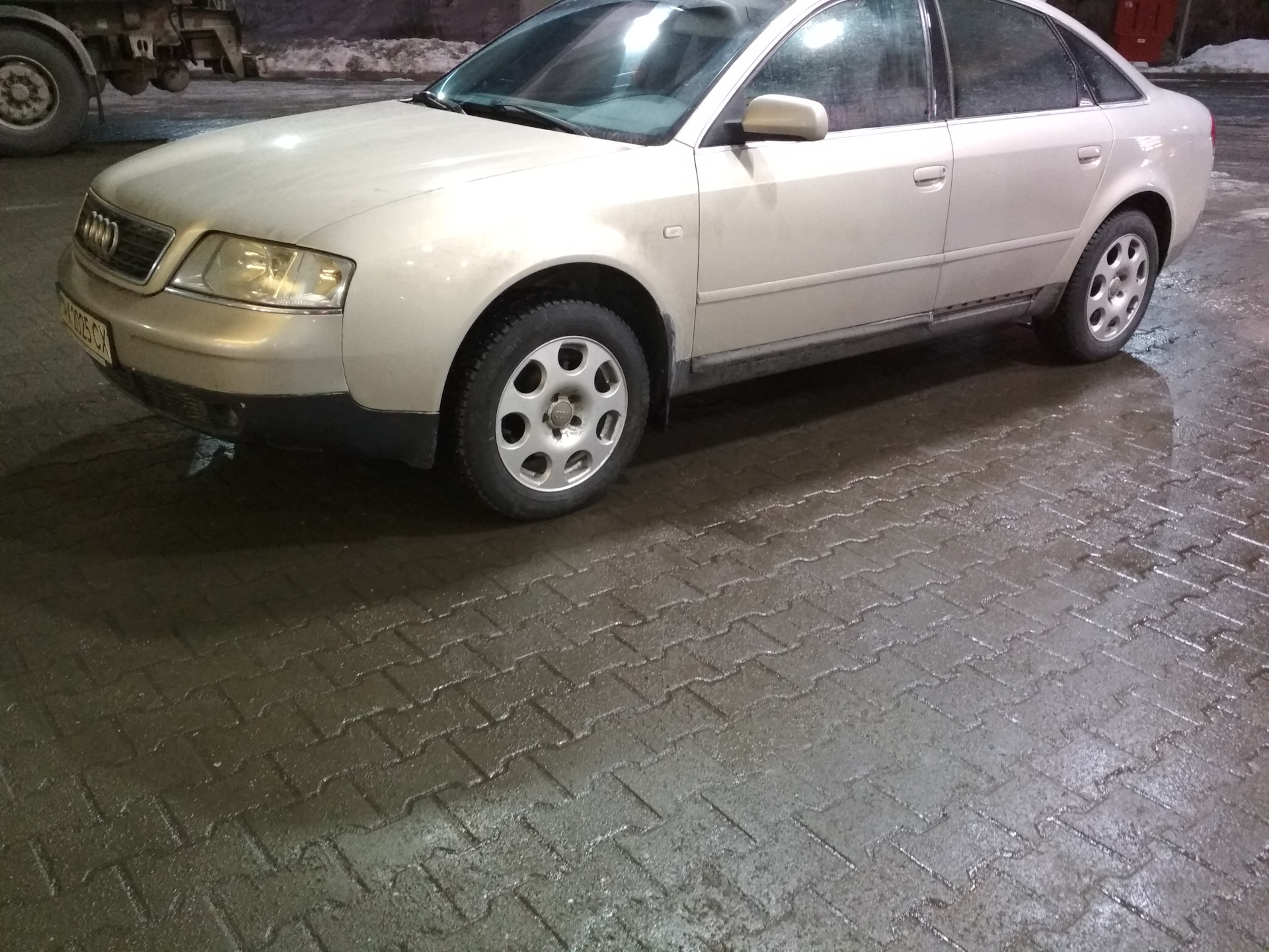 Передние проставки на А6 С5 — Audi A6 (C5), 1,8 л, 1999 года | своими ...