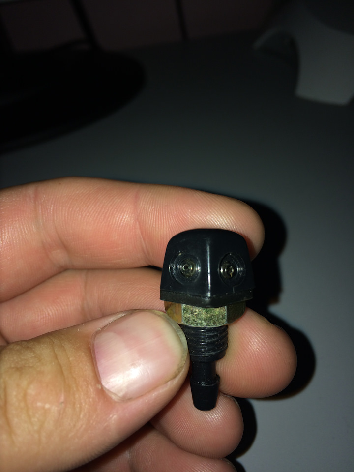 плохо брызгают форсунки на лобовое! — Honda Accord (7G), 2,4 л, 2006 ...