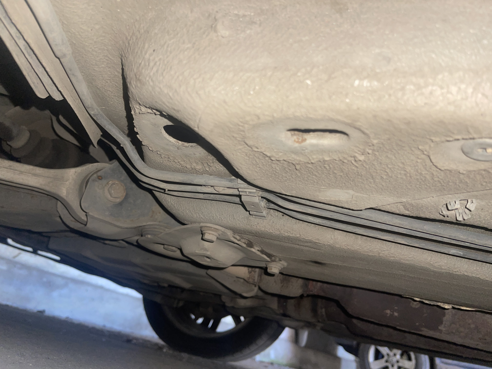Заглушки днища приехали в Варежку)) — Volkswagen Passat B5, 1,6 л, 2002 ...