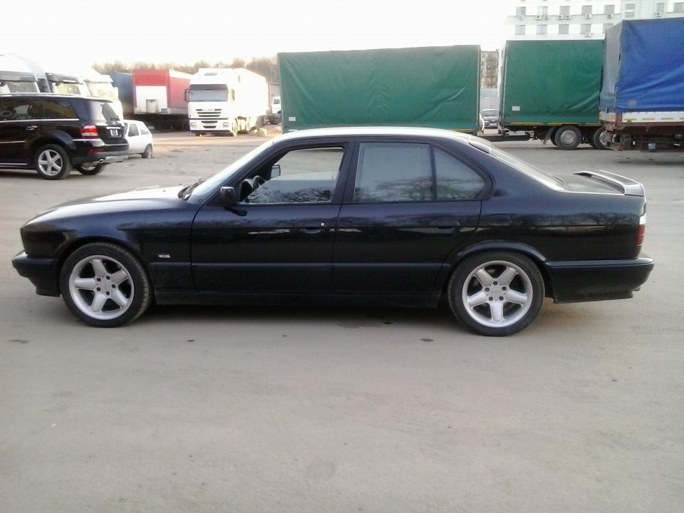 Тип 17 39. BMW e34 Шнитцер. BMW e34 Шницер 17r. БМВ е34 диски Шнитцер. БМВ е34 AC Schnitzer Type 2.