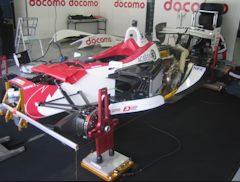 Линейка для развала схождения легковых автомобилей. Смотреть фото Линейка для развала схождения легковых автомобилей. Смотреть картинку Линейка для развала схождения легковых автомобилей. Картинка про Линейка для развала схождения легковых автомобилей. Фото Линейка для развала схождения легковых автомобилей