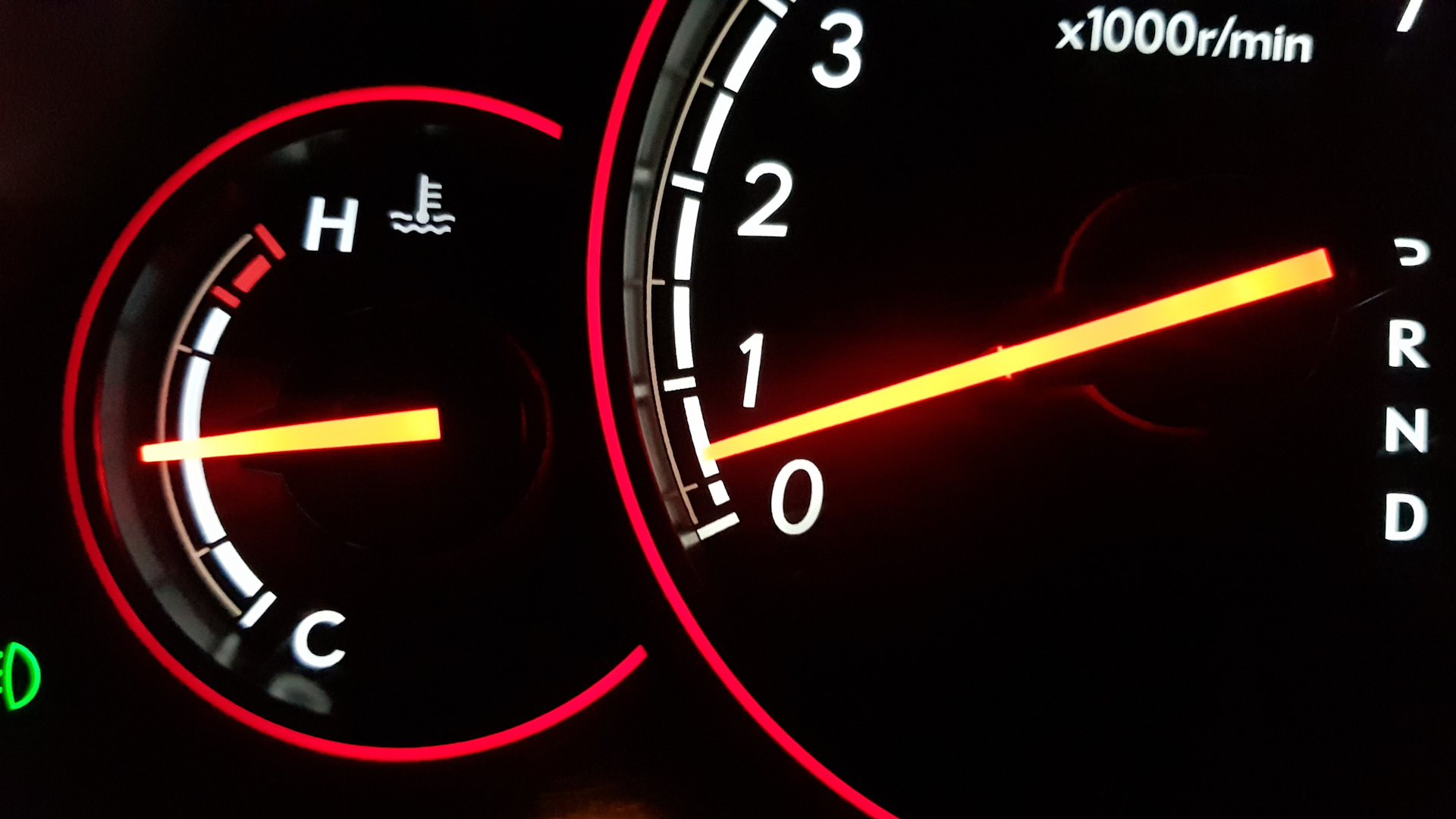 Сколько температура в машине