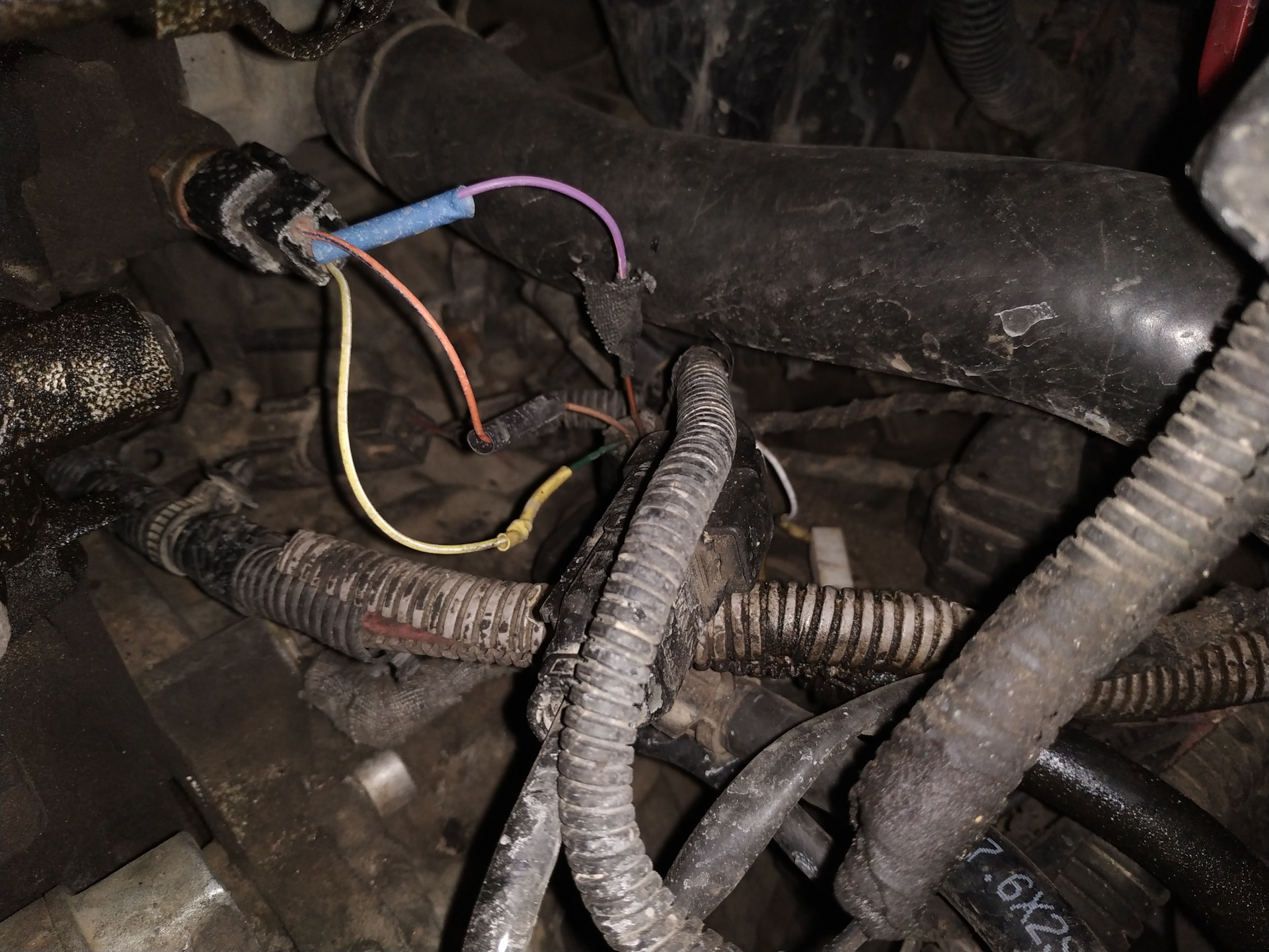 Нужна распиновка штекера температуры ОЖ — Hyundai Santa Fe (1G), 2,4 л ...