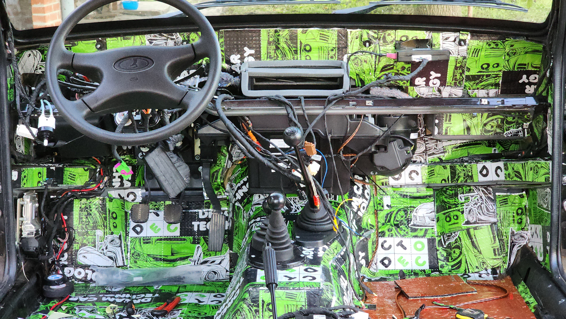 Ремонт отопителя нивы с новой панелью — Lada 4x4 3D, 1,6 л, 2021 года ...