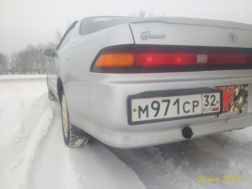 транзитный номер на автомобиль. автомобильные номера с синей полоской. слевых номеров. слевых номеров. российские номера машин.