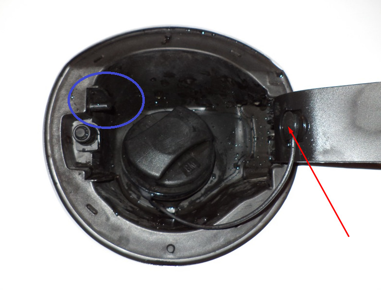 как снять бензобак на шевроле круз