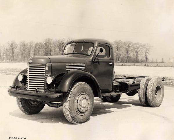 International kr11 грузовик. Интернэшнл харвестер kr11. ЗИС 150 седельный тягач. International Harvester ЗИС 150.