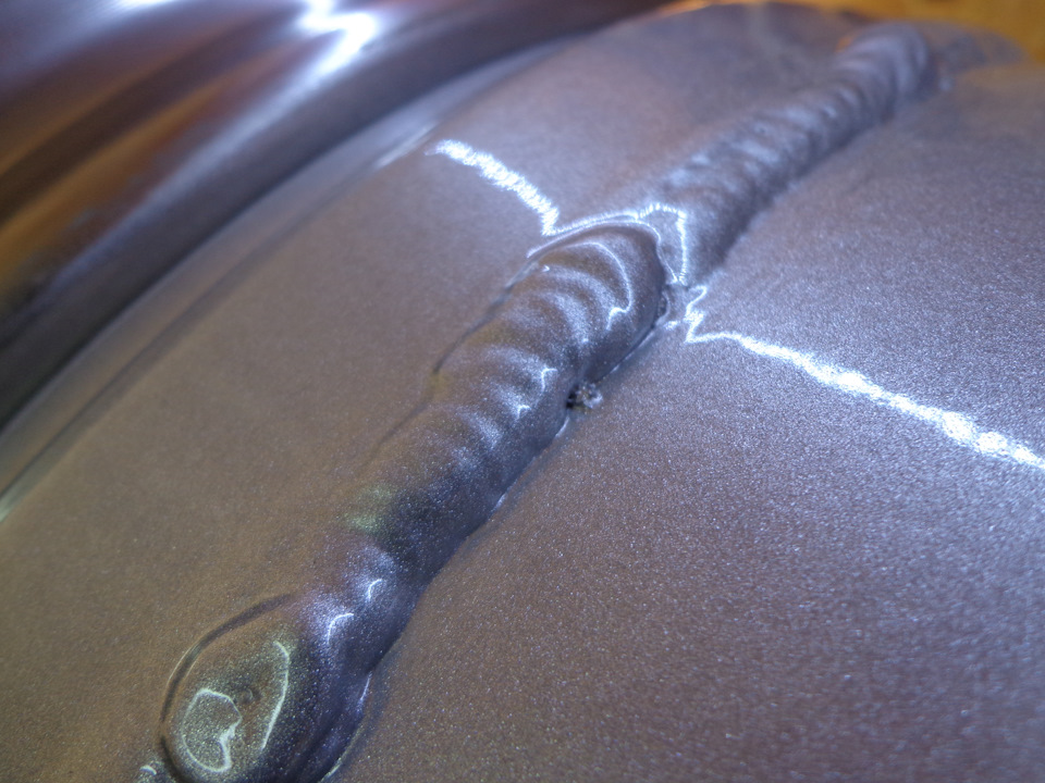 Сварка бампера. Сварка пластиковых бамперов. Латка на раме камаз. Ремонт трещин сварка. Пайка бампера.