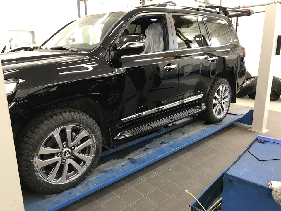 Летняя АТ резина — Toyota Land Cruiser 200, 4,5 л., 2013 года | шины ...