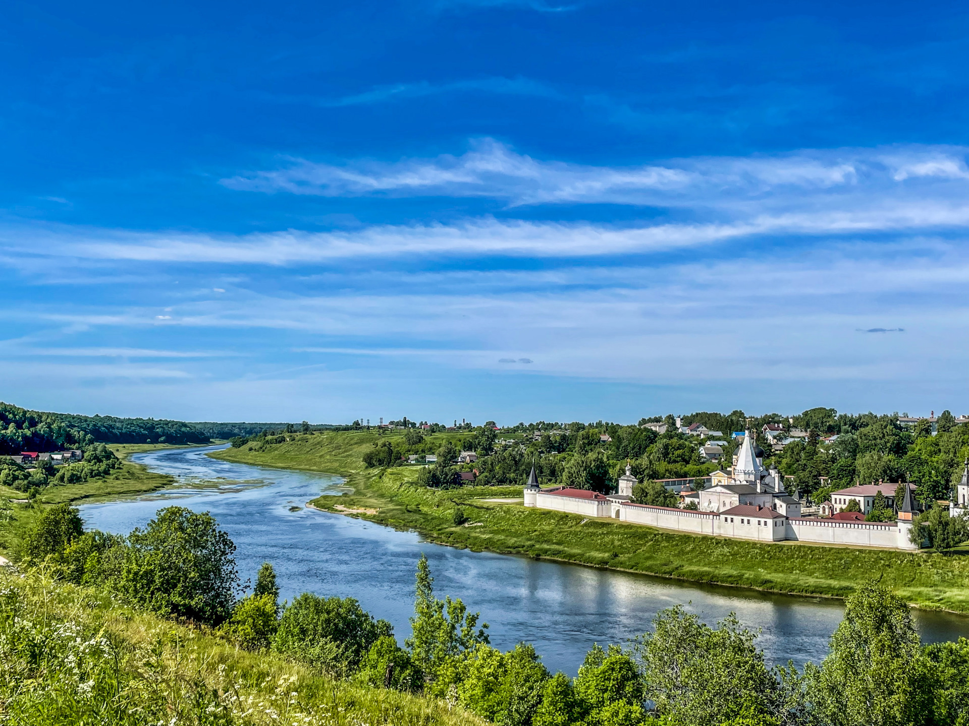 Тверь старица. Старица Тверь. Ржев Старица. Тверь Старица Волга. Ржев Тверская область Старица.