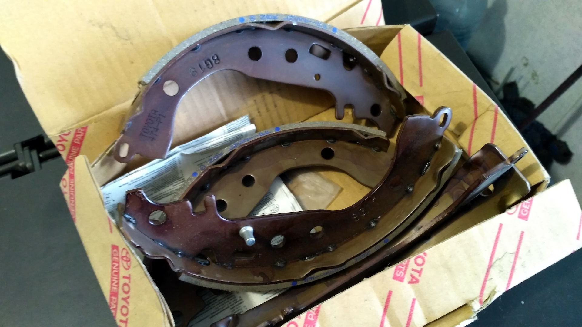 колодки барабанные тойоты. 07-00124-sx. колодки барабанные тойоты. Toyota 04495-52030 колодки тормозные барабанные. Abs3110 колодки тормозные барабанные renault.