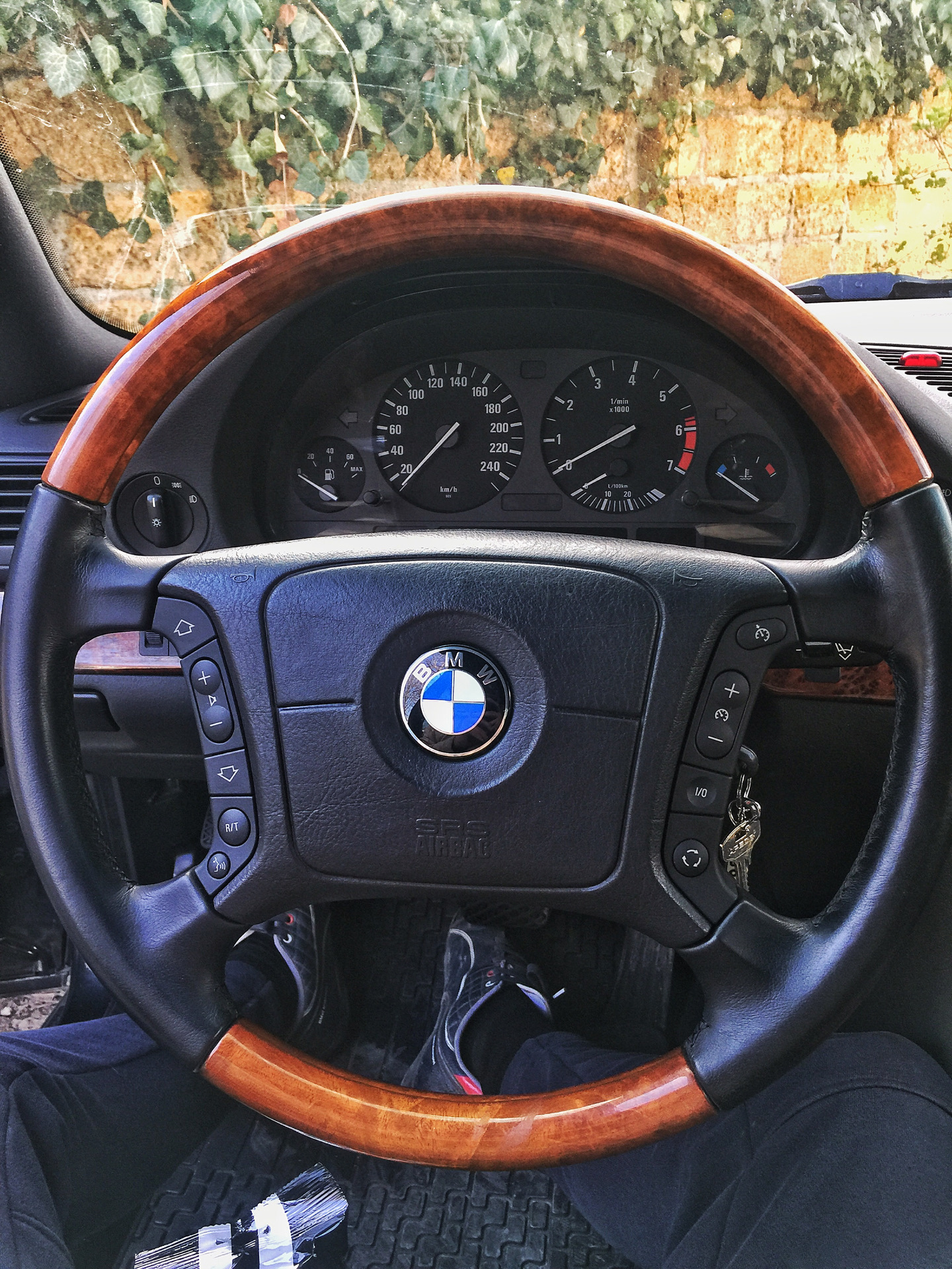 BMW e39 за рулем