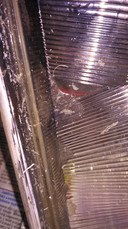 Чем смыть герметик со стекл? — LADA 21099, 1,6 л., 1996 года | своими ...