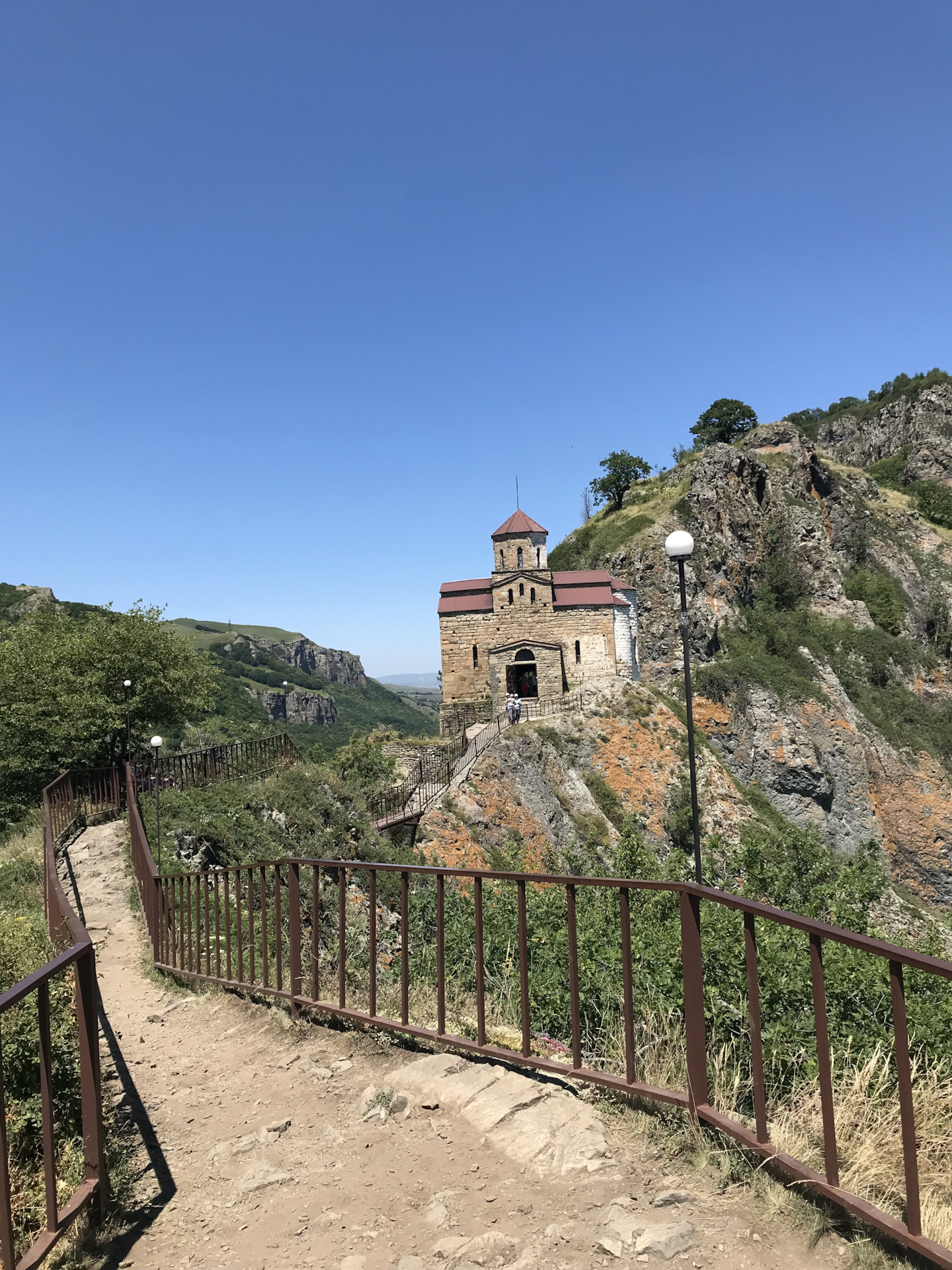 Видео #1. Кроссовер или Паркетник? Отличия CUV & SUV. Первый раз в поле ...