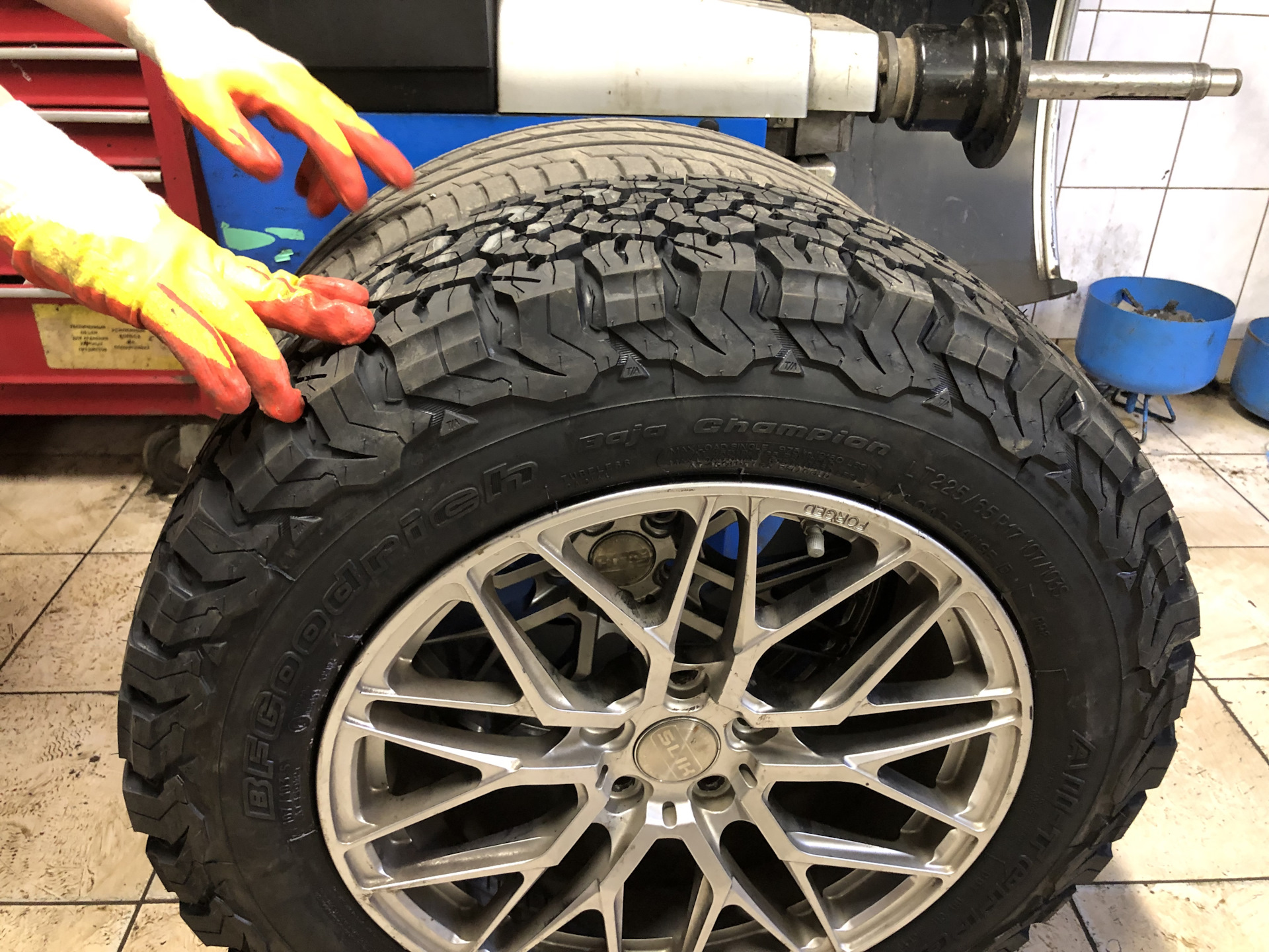 Какая размерность шин будет лучше на 17" диск? — Skoda Superb Mk3, 1,8 ...