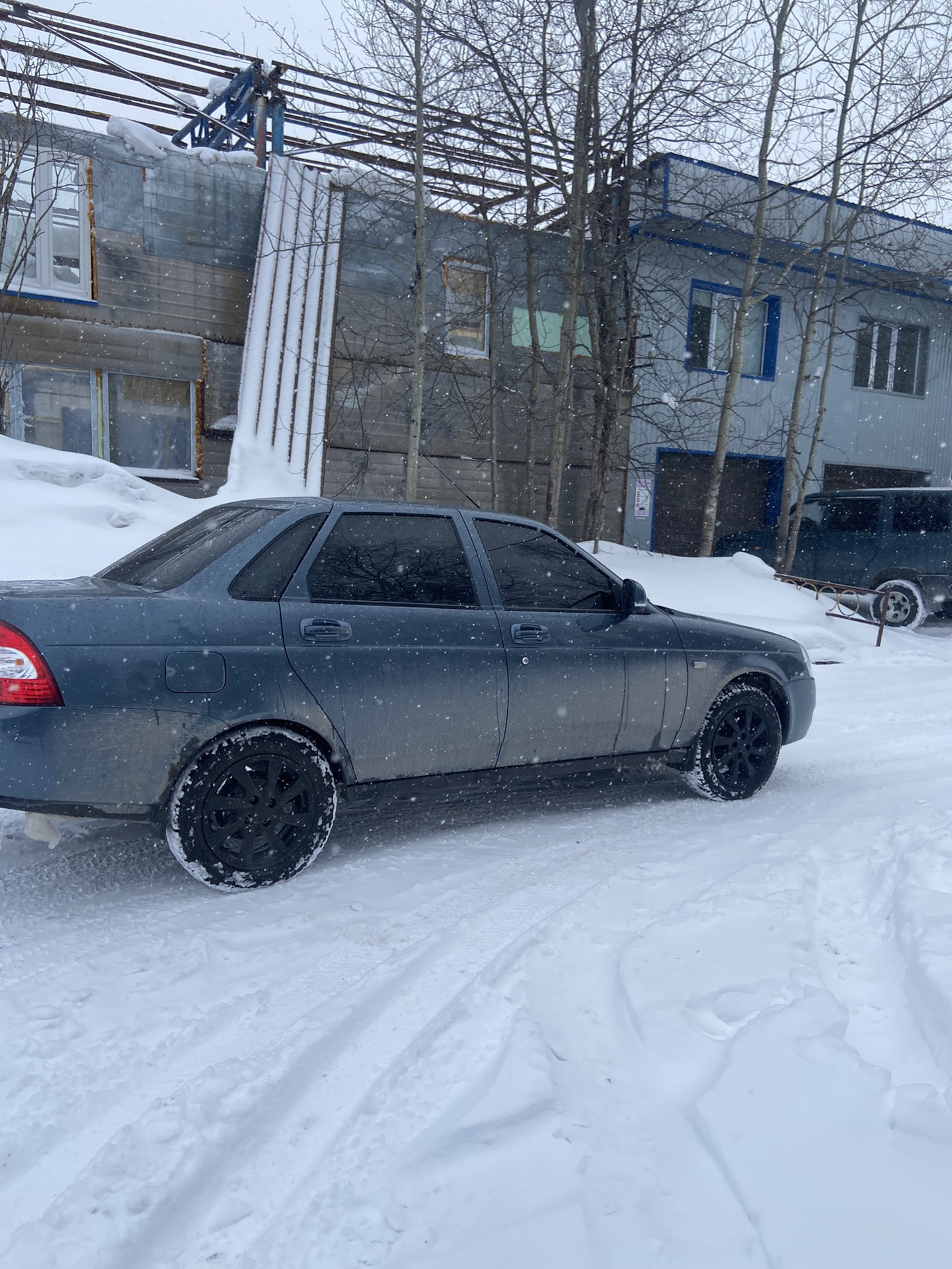 Сильно ли просели пружины ? — Lada Приора седан, 1,6 л, 2014 года ...