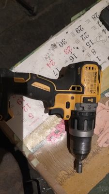 Что лучше dewalt или aeg