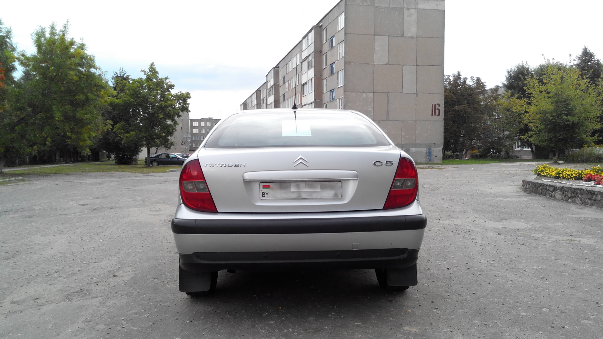Передние брызговики на Qashqai j11 российской сборки — Nissan Qashqai ...