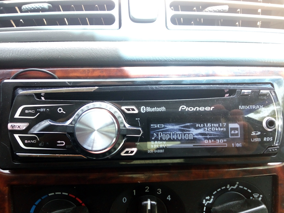 Pioneer deh bt. Pioneer deh 6400sd. Pioneer 6400bt. Пионер deh 6400bt. Магнитола Пионер deh 6400.