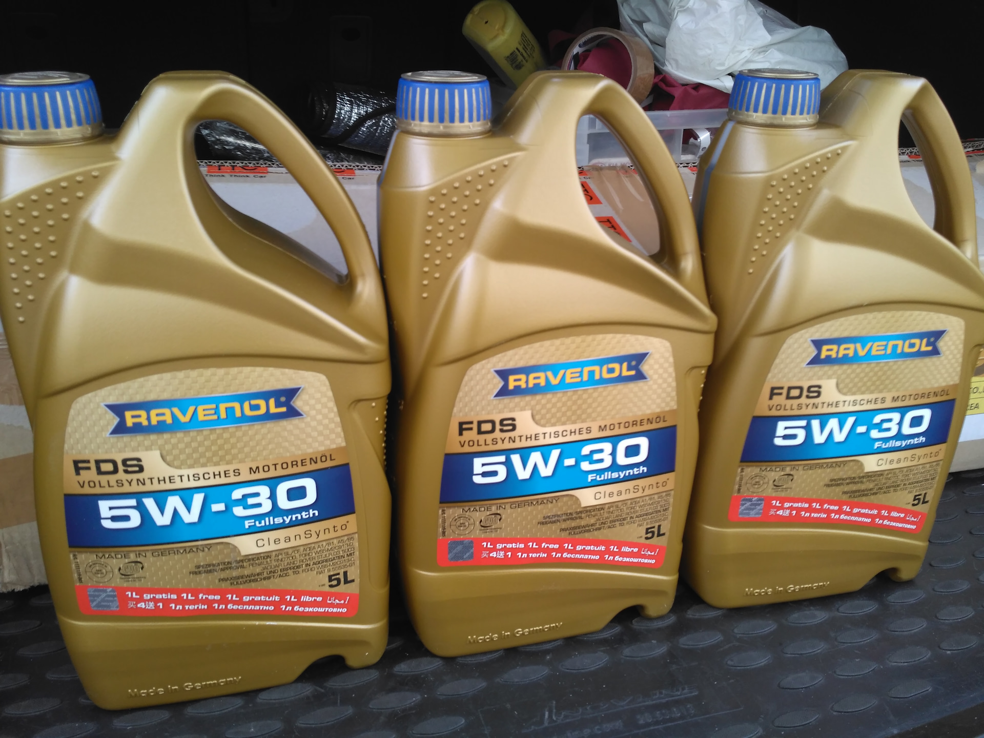 Масло равенол 5w30. Ravenol FDS. Моторное масло Ravenol FDS SAE 5w-30 ( 20л) New. Канистра подделка Равенол ФДС. Канистра масла Ravenol FDS со всех сторон.