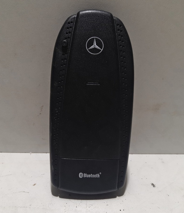 Блютуз адаптер мерседес. Блютуз адаптер для мерседес w221. Блютуз на 221 мерседес. Блютуз адаптер для мерседес w221. Блютуз адаптер мерседес 211.