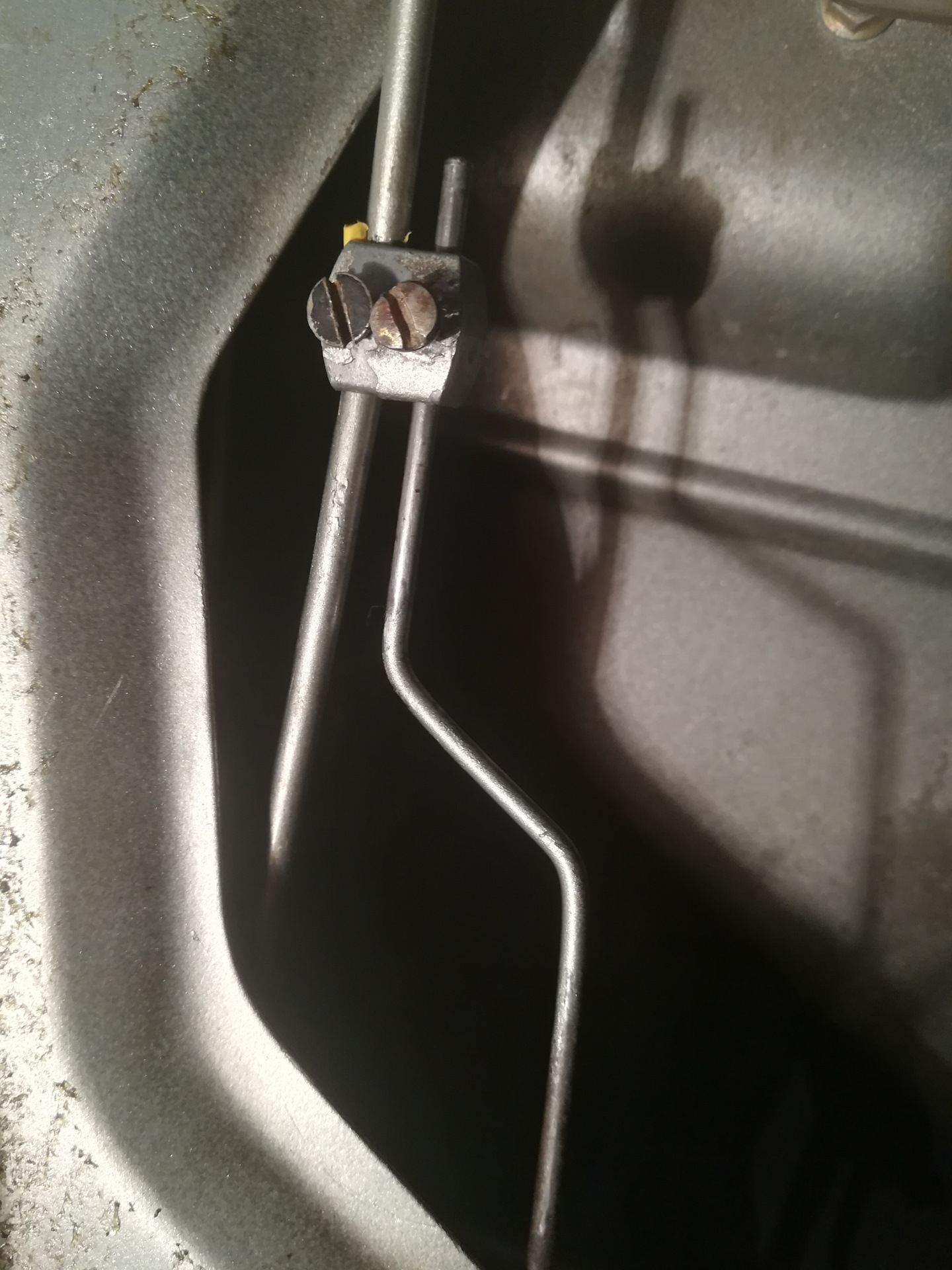 Замок пассажирской двери — LADA 21124, 1,6 л., 2007 года | поломка | DRIVE2