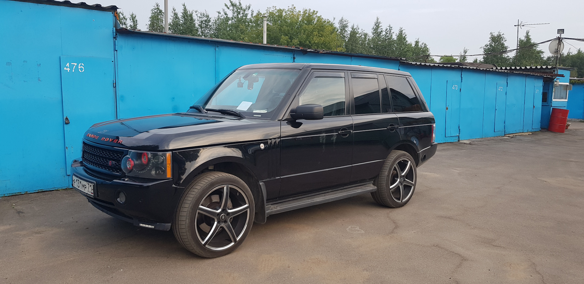 Подвеска спереди всегда выше на 1см — Land Rover Range Rover (3G), 5 л,  2010 года | наблюдение | DRIVE2