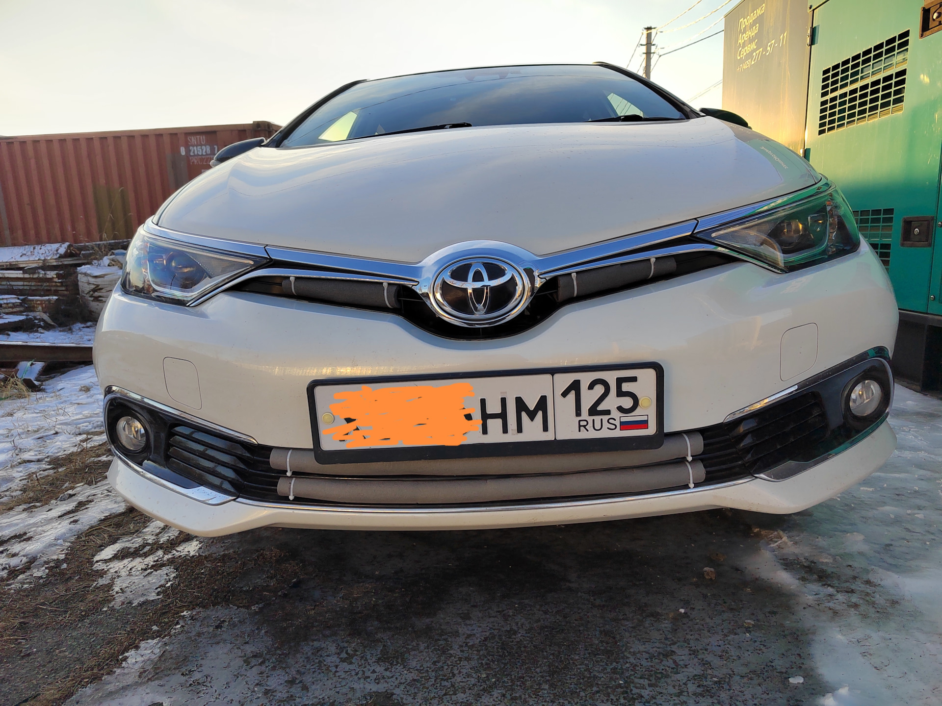 Полностью закрыл решетку радиатора — Toyota Corolla Fielder Hybrid, 1,5 л,  2016 года | тюнинг | DRIVE2