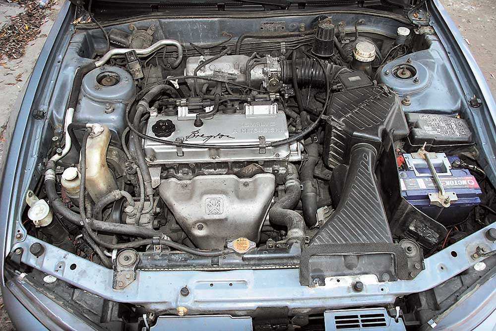 Двигатель мицубиси галант. Митсубиси Галант 8 2.4 мотор. Двигатель Митсубиси Галант 8 2.4. 2.4 Двигатель Галант 2002. Mitsubishi Galant GDI 2001 двигатель.
