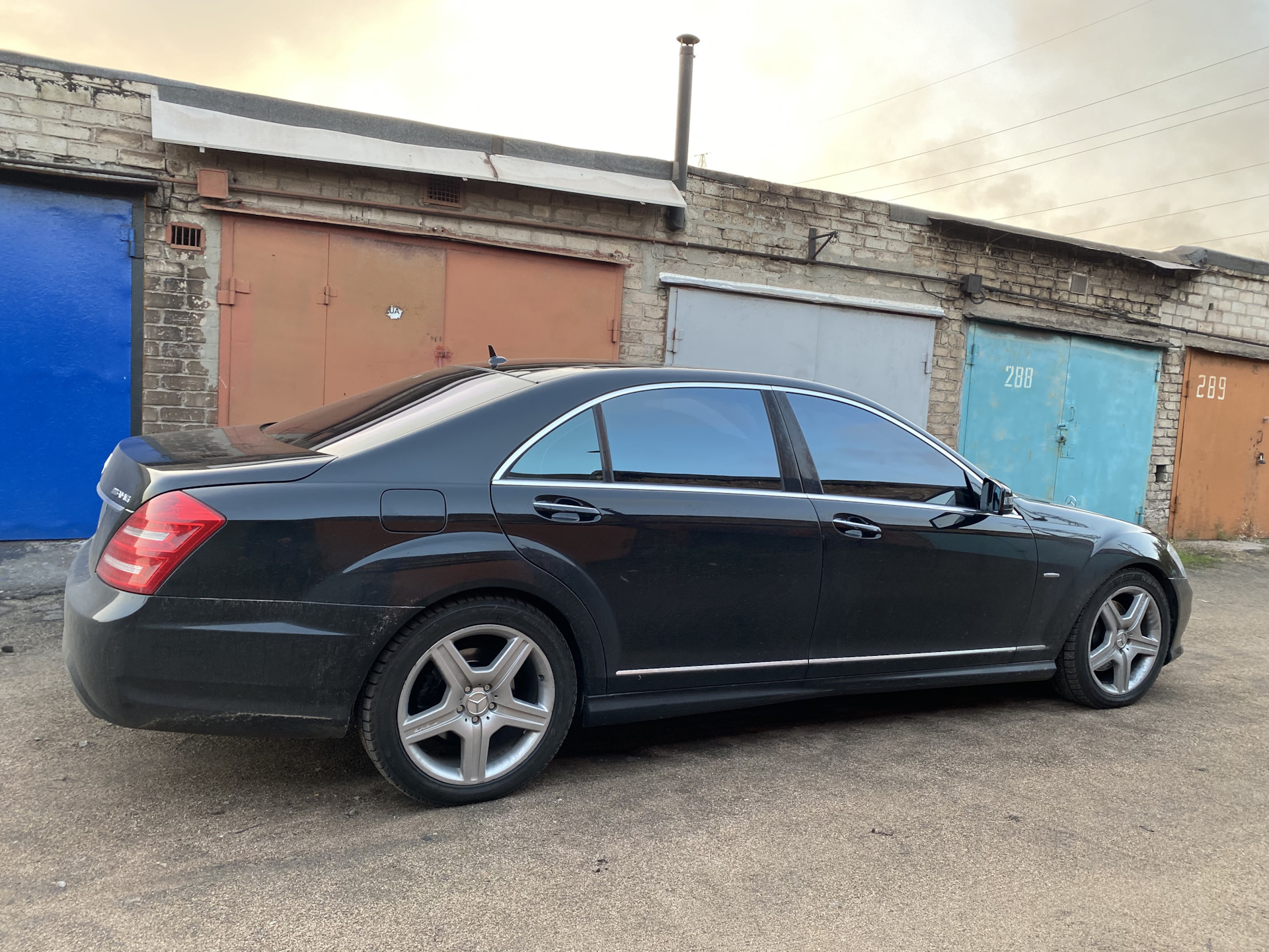 w221 ВОПРОС КО РЕЗИНЕ! можно ли поставить 255 45 19? заместо 40 —  Mercedes-Benz CL 55 AMG (W215), 5,5 л, 2002 года | шины | DRIVE2