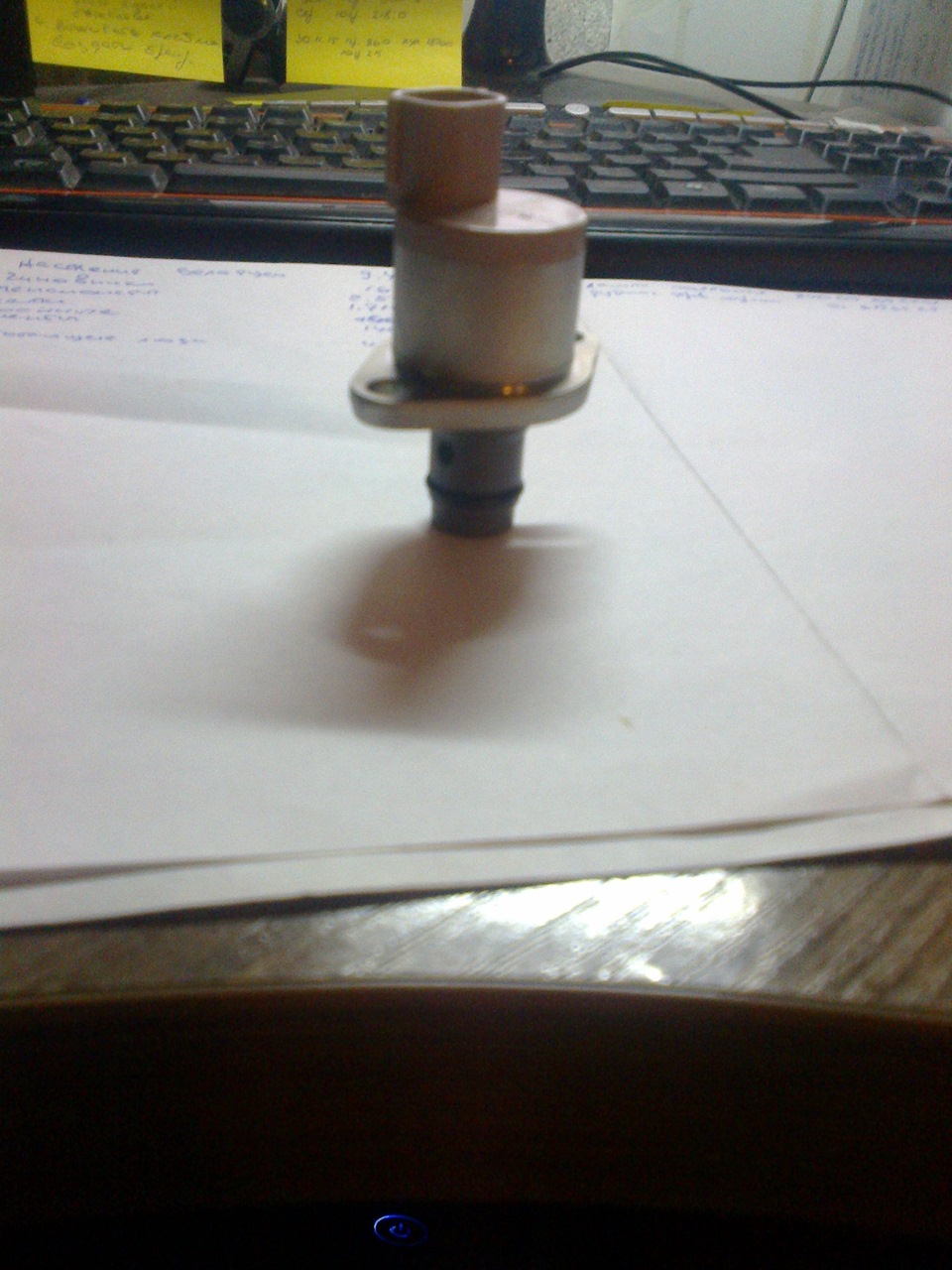 регулятор давления топлива — Mitsubishi L200 (4G), 2,5 л, 2007 года ...