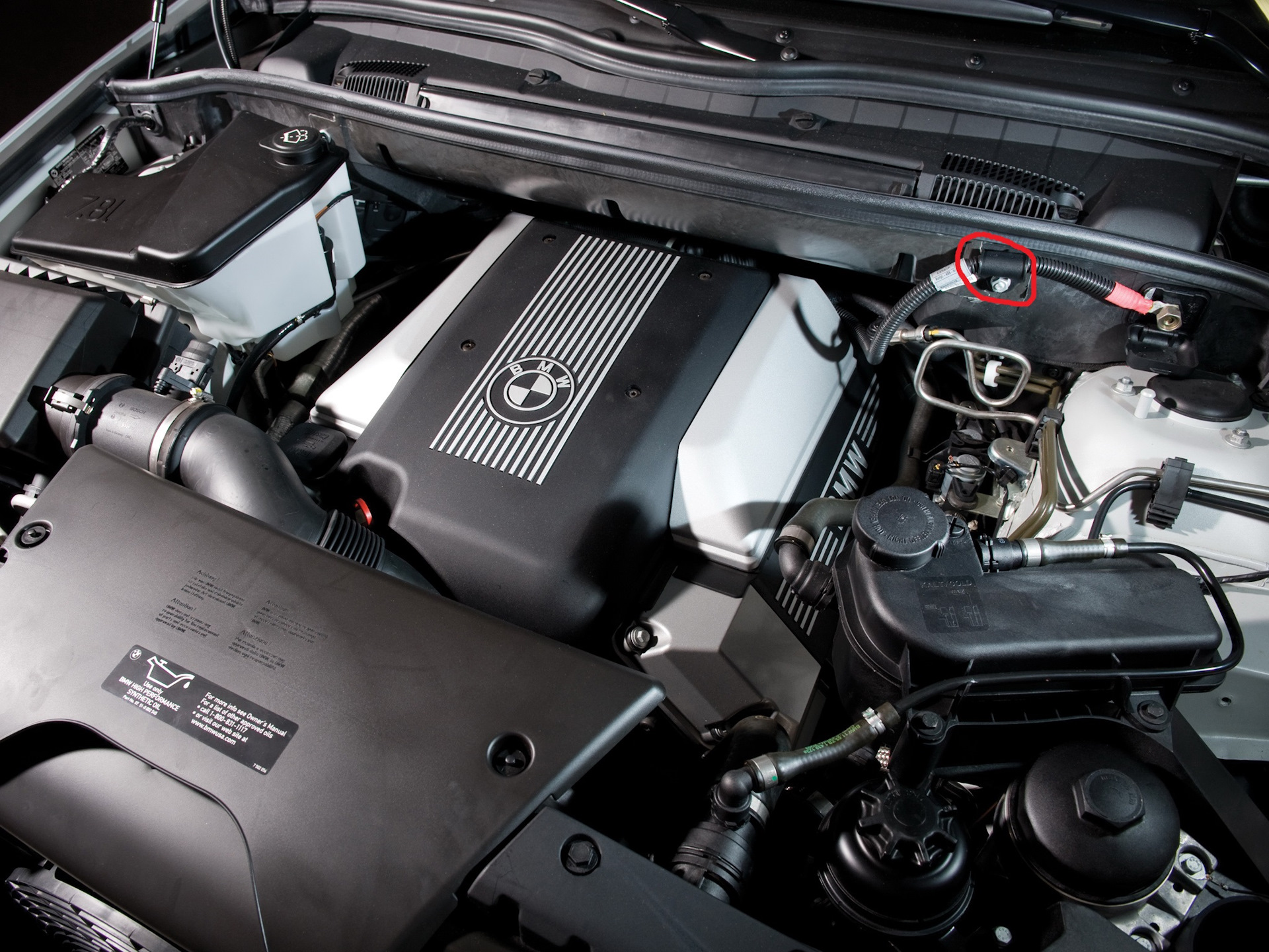 Двигатель х5 е53 3.0. BMW x5 e53 мотор. Мотор 4.4 БМВ х5 е53. Мотор m62 BMW x5 e53. BMW x5 e53 мотор 3.0.