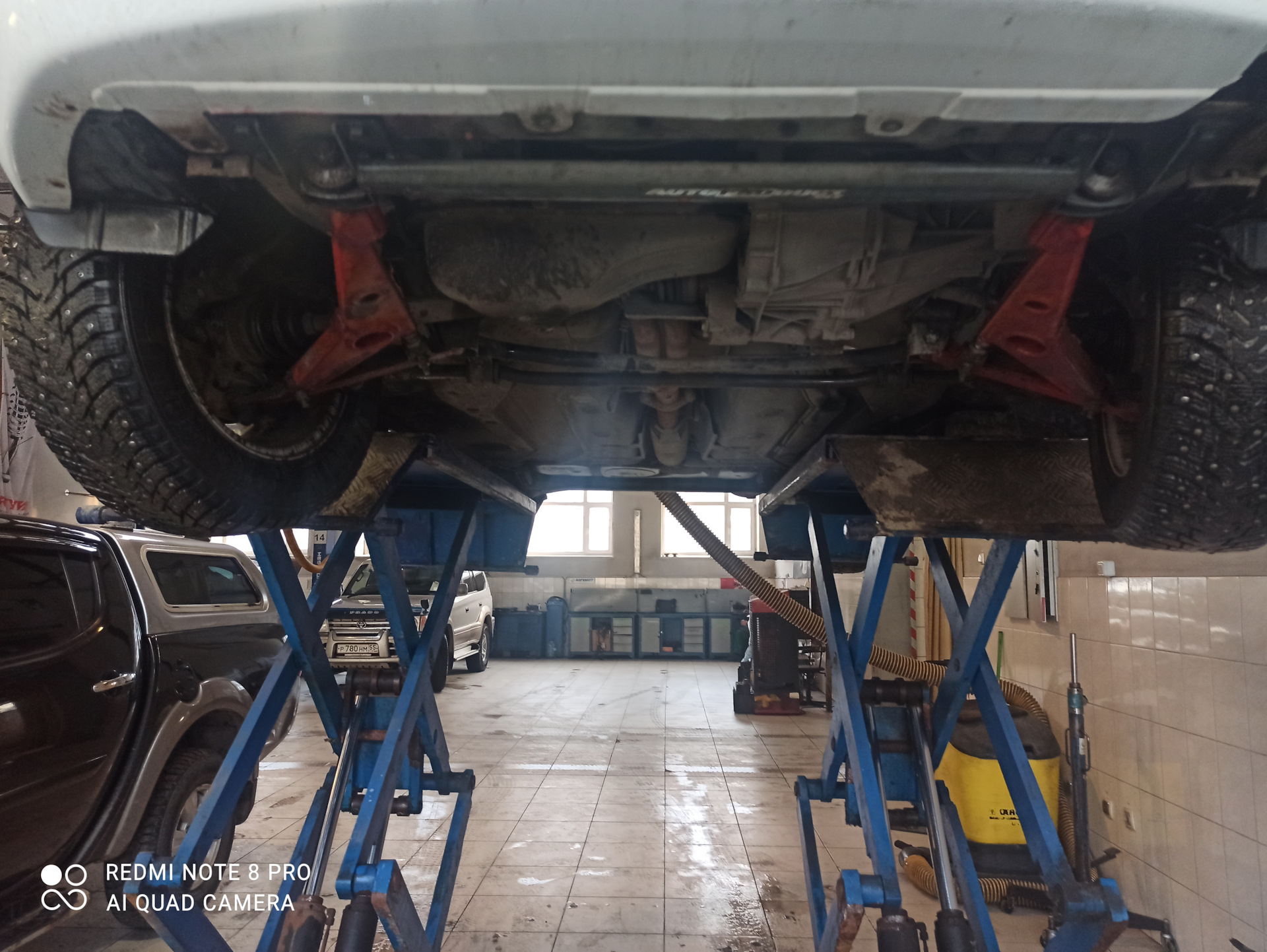 Замена ромашек, крабов и заднего левого ступичного подшипника — Lada ...