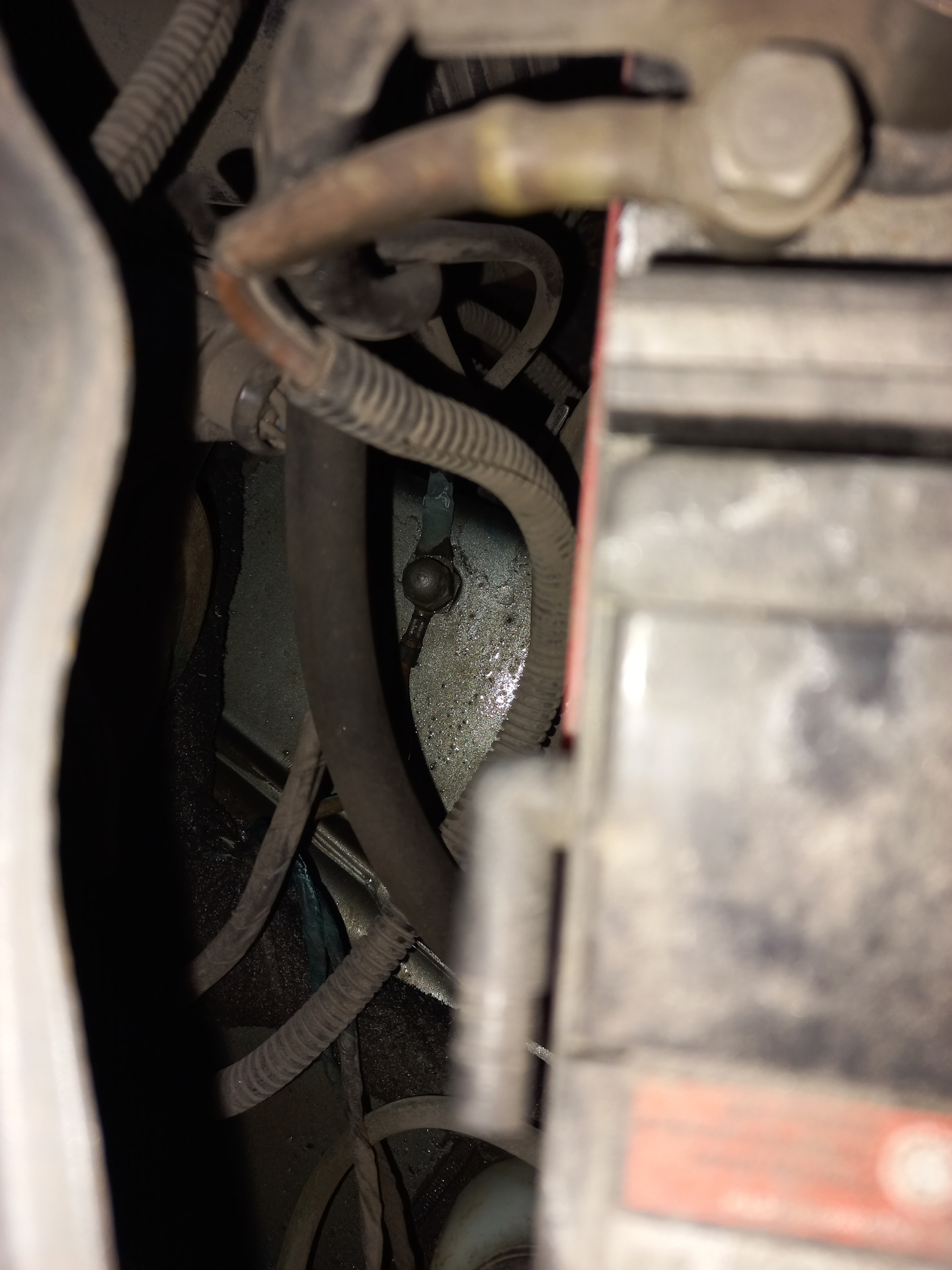 Увеличение напряжения зарядки — Lada Приора хэтчбек, 1,6 л, 2010 года ...