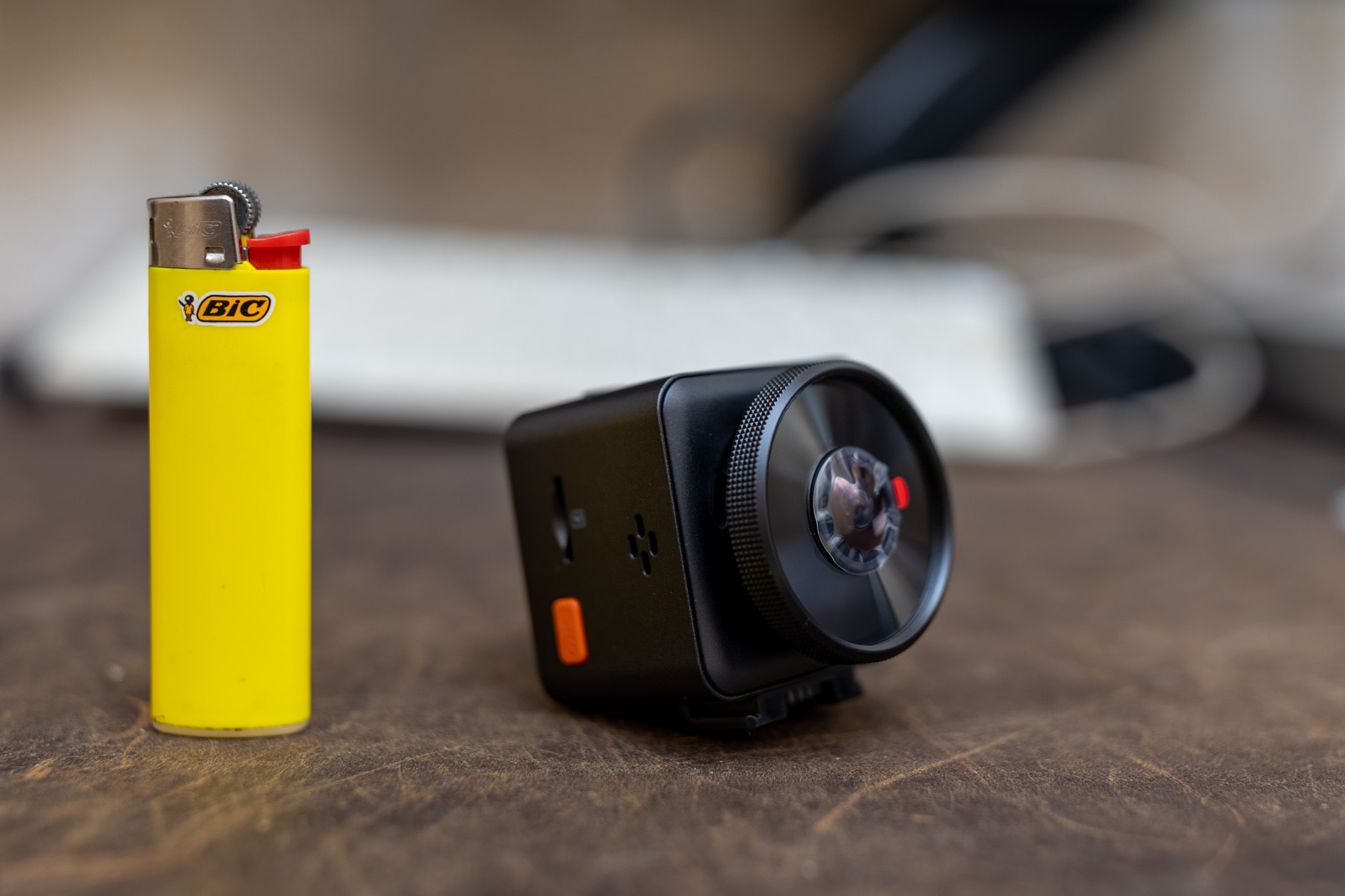 Молчаливый адвокат X-CAN DashCam Tech 400 Duo — Nissan Almera