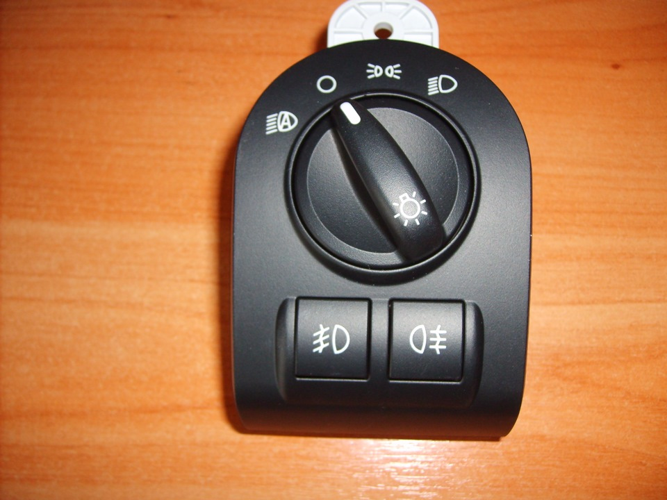 Запах горелого пластика — Lada Гранта лифтбек, 1,6 л, 2014 года ...