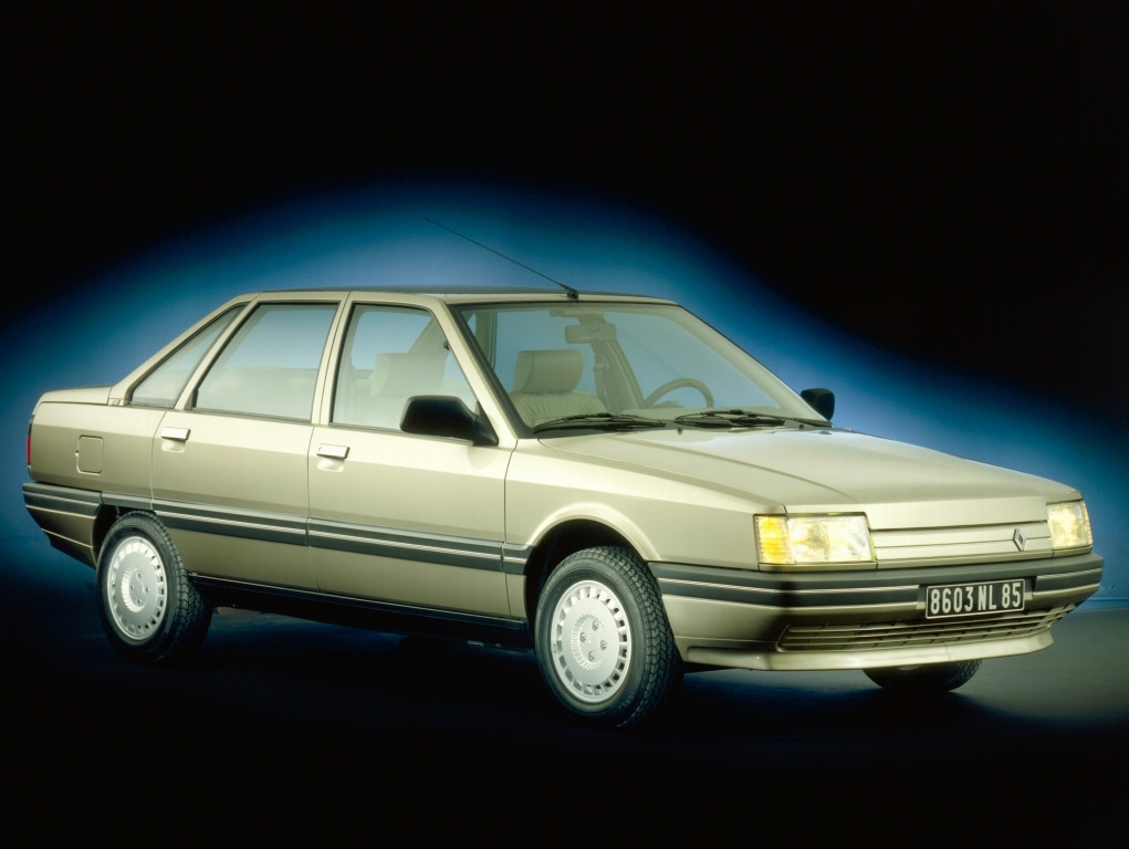 Рено 21 год. Renault 21 1986. Renault 21 Nevada 1986. Рено 21 TXE 1986. Рено 21 турбо.
