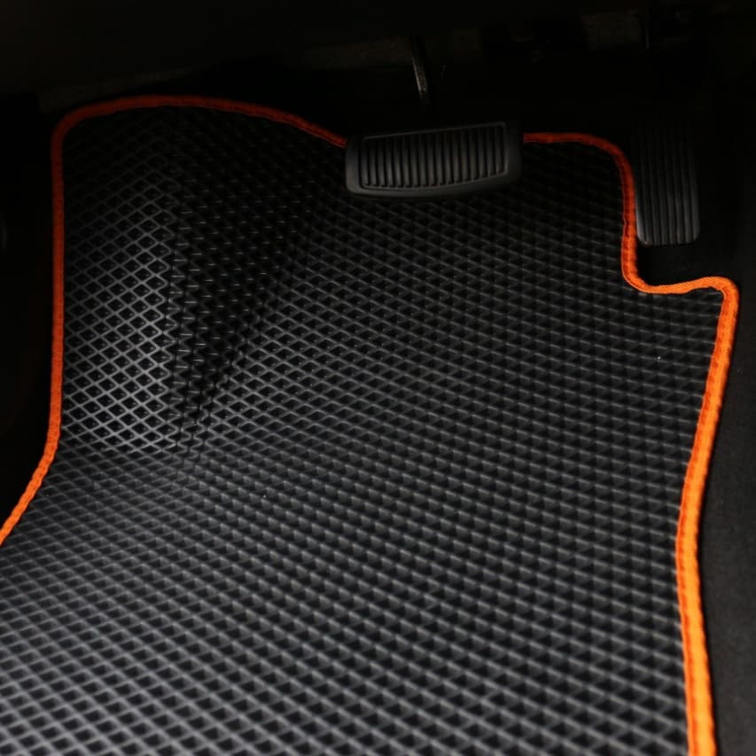 изготовление ковриков для автомобиля