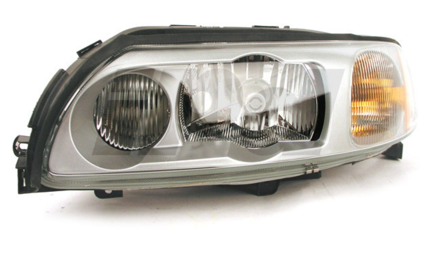 Volvo lights. Volvo s60 r Headlight. Фара Вольво s60 ксенон. Фары Volvo s60r. Ксенон Вольво s60.