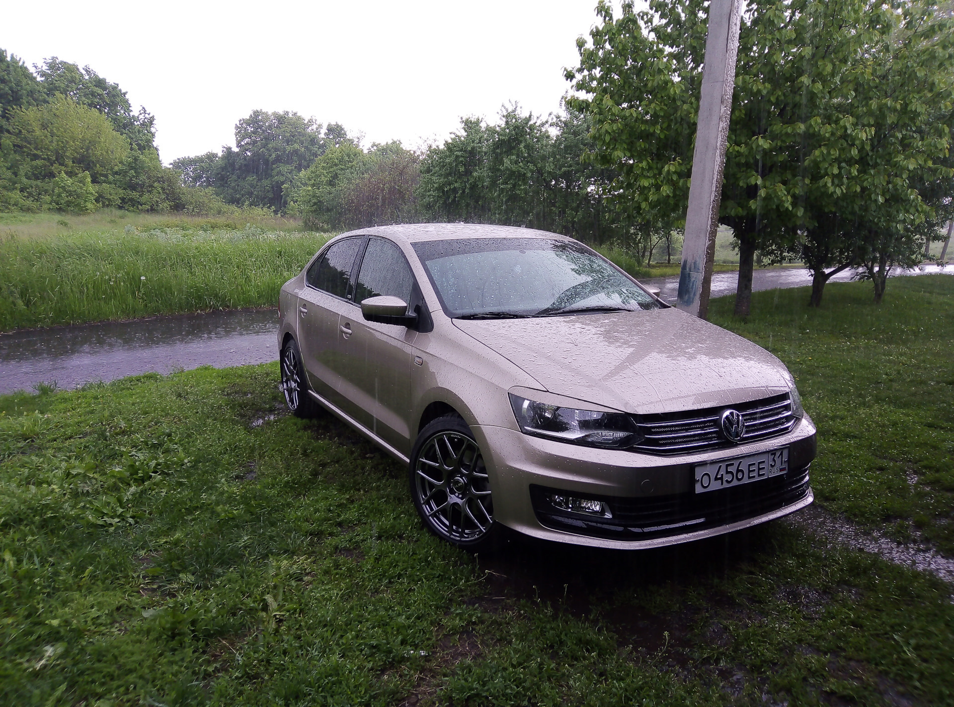 №6. Выбор колесных дисков. — Volkswagen Polo Sedan, 1,6 л, 2011 года |  колёсные диски | DRIVE2