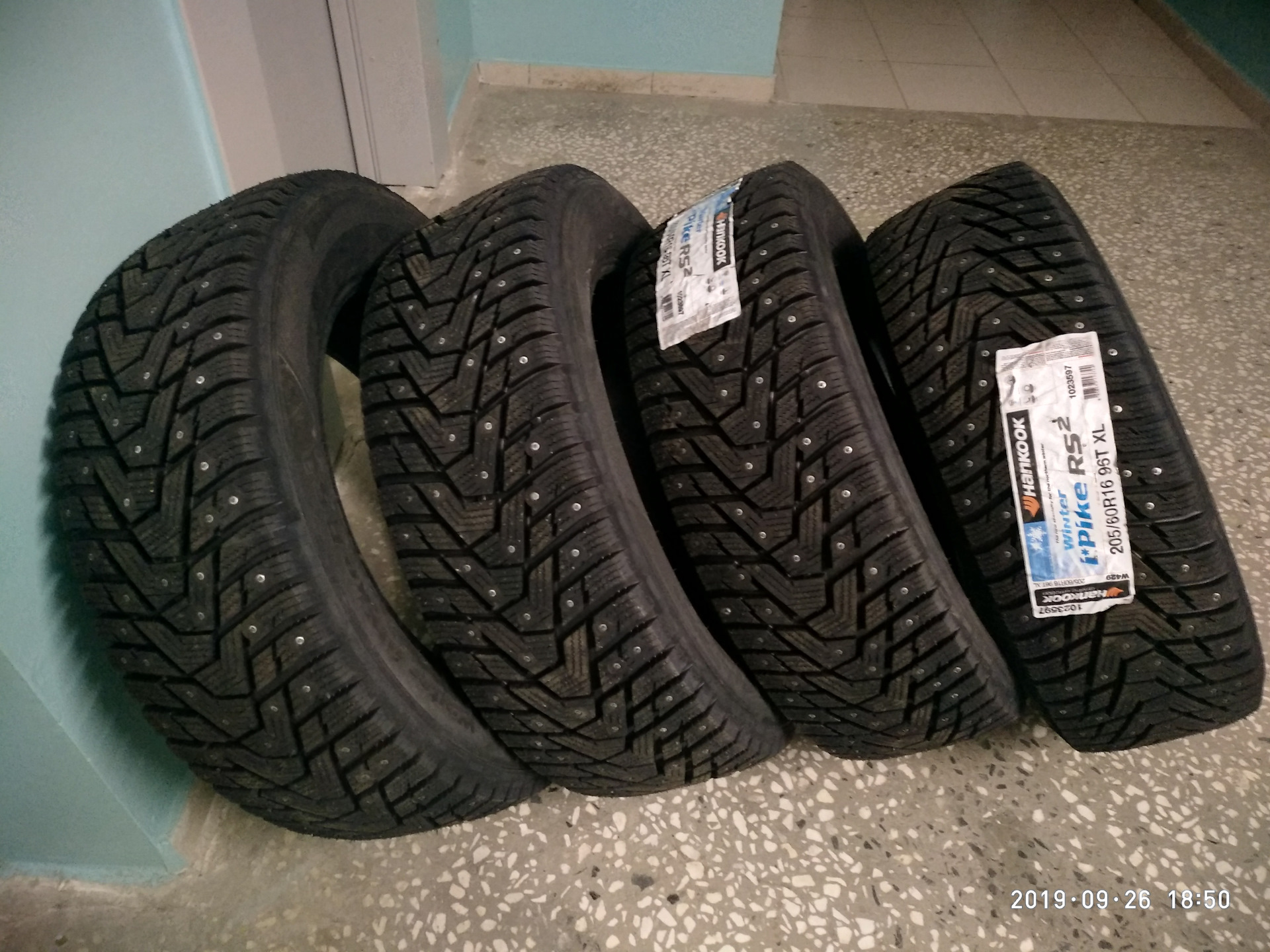 Hankook winter i pike rs2 w429. Hankook Tire Winter i*Pike rs2 w429. Hankook Winter i Pike rs2. Tire Winter i*Pike rs2. Шины Hankook Tire Winter i*Pike RS w429.